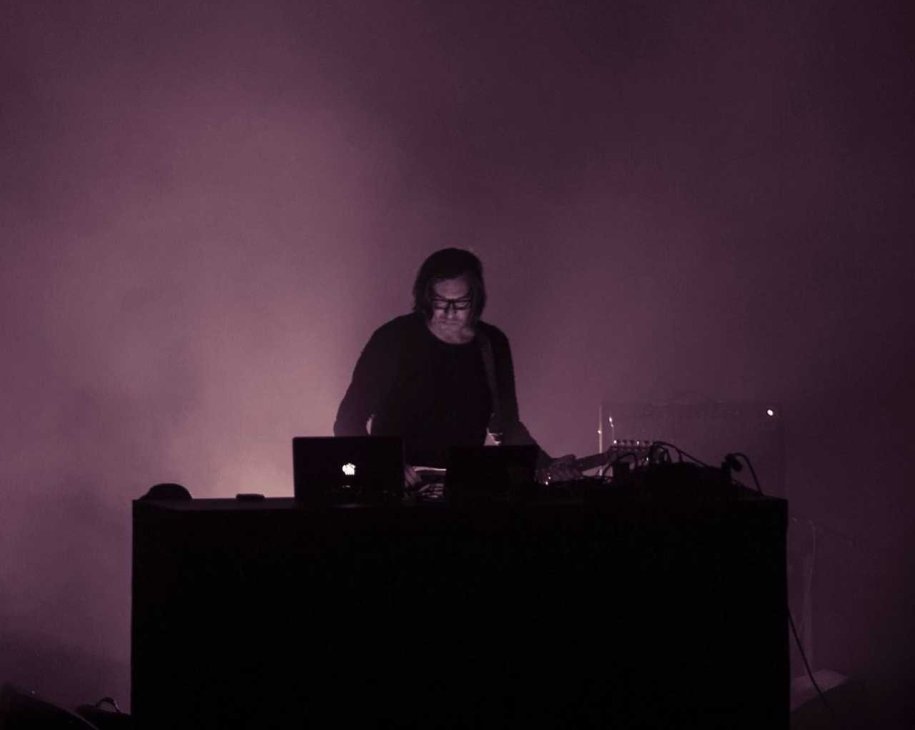 Alva-Noto-Fennesz-Continuum-2.jpeg