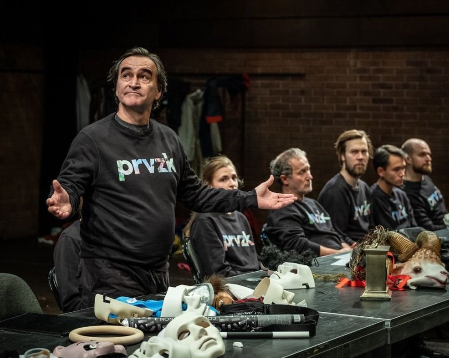 Divadlo Husa na Provázku. Jiří Havelka: Vykouření © David Konečný