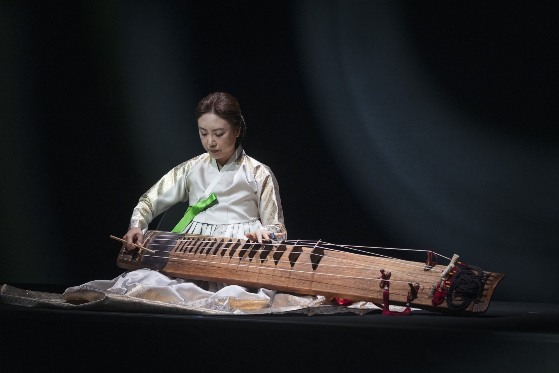Ho Jun Čong na Geomungo – Masterful Harmony